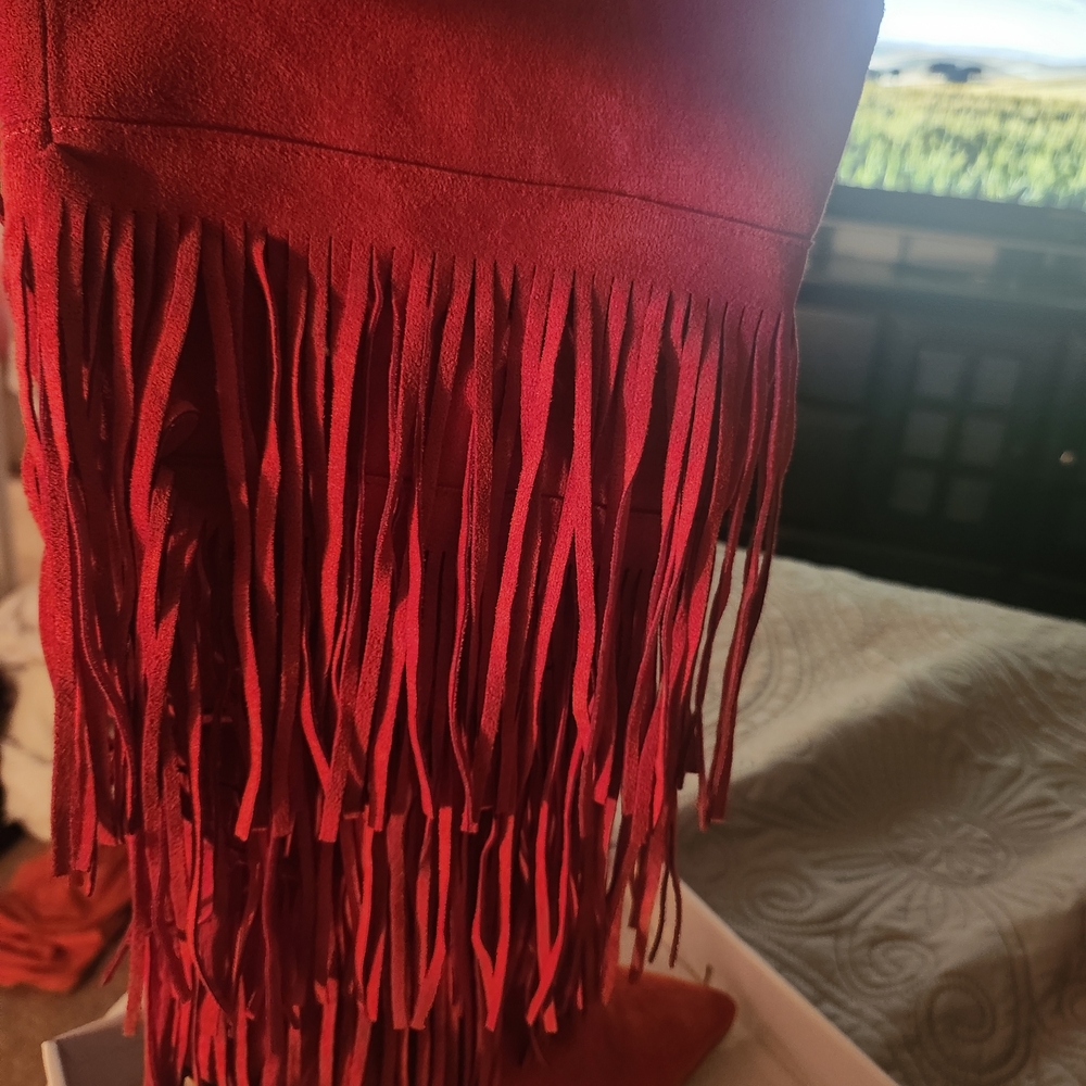 Elegant Red Fringed Women's Shoes